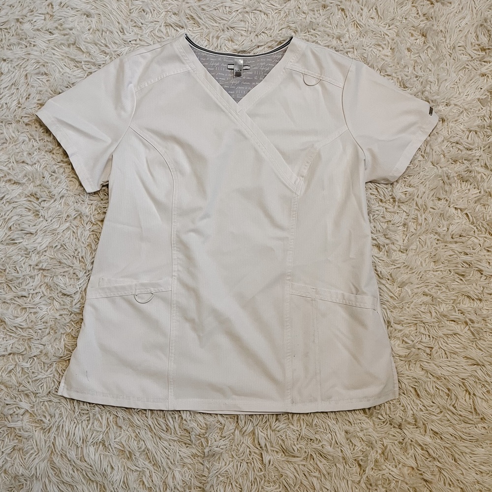 Women’s Size L White Scrub Top